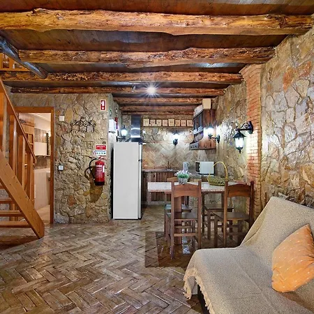 Apartamento Com 1 Quarto * Armação de Pêra