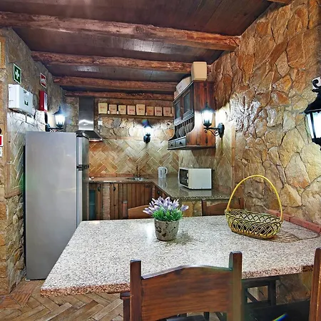 Apartamento Com 1 Quarto * Armação de Pêra